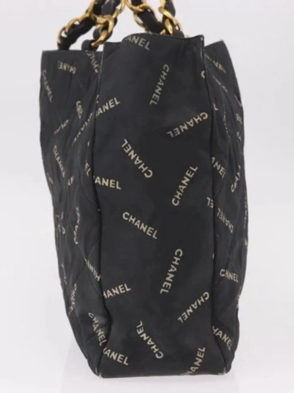 CHANEL Matelasse Chain Tote Bag Coated Canvas Black Gold CC Auth bs35682